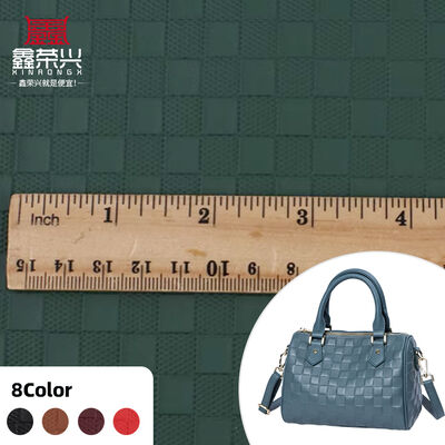 Modello di scacchiera in pvc in rilievo pelle sintetica artificiale per auto piedi sedili per auto divano decorazione borsa tessuto di pelle finta