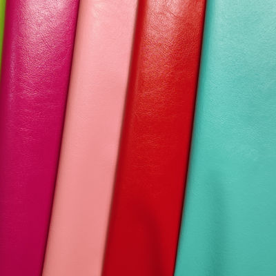 Olio cera PVC imballaggio cuoio non tessuto 0,5 mm cuoio per borse