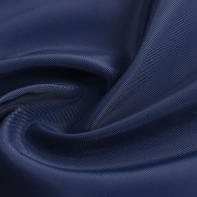 Acque resistenti Tessitura di nylon morbido Pelle semi-PU Borsa da mano con fondo spazzolato Pelle finta