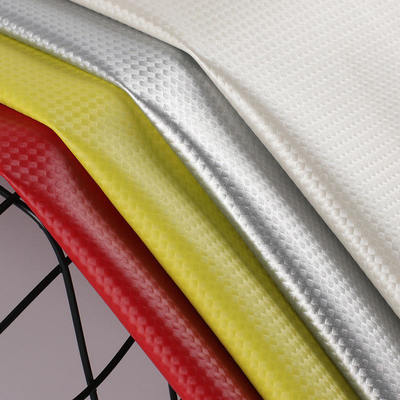 Matto di paglia in fibra di carbonio in PU elastico pelle sintetica di grano per borse per vestiti cuffia per auricolari scatola manica tessuto di pelle finta