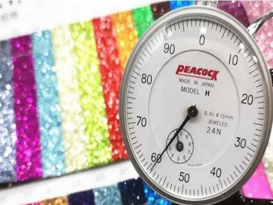 Ingrosso PU Glitter Powder Grain pelle sintetica Portafogli Cassa Calzature Notebook Tessuti in pelle