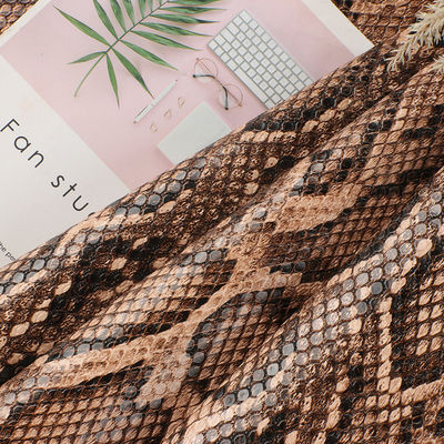 Pelle sintetica PU con spessore 0,8 mm, larghezza 137 cm e 24 campioni di colore per borse, scarpe e mobili