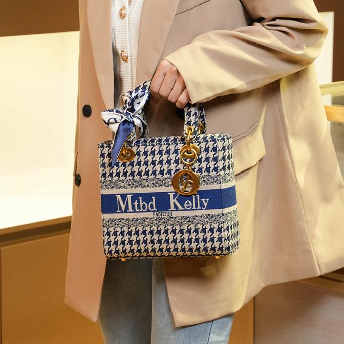 Pvc Bianco Stampa digitale in rilievo Pelle artificiale sintetica per borsa Notebook telefono Conchiglia Tavolo Mat Faux tessuto di pelle 10